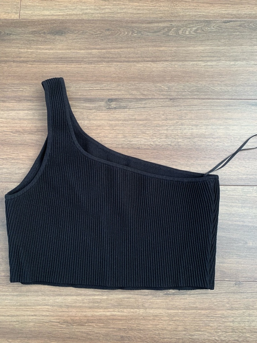 Aritzia Babaton sz L sculpt knit one shoulder tank black - Picture 3 of 7